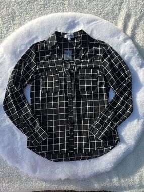 NWT Express Black & White Grid Print Button Up Portofino Shirt Top Pocket Sz XS
